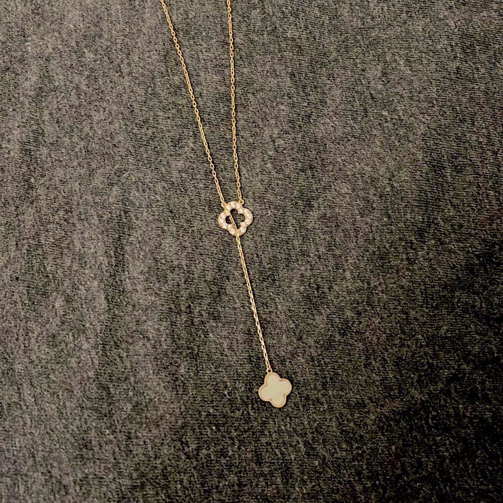 Clover Necklace